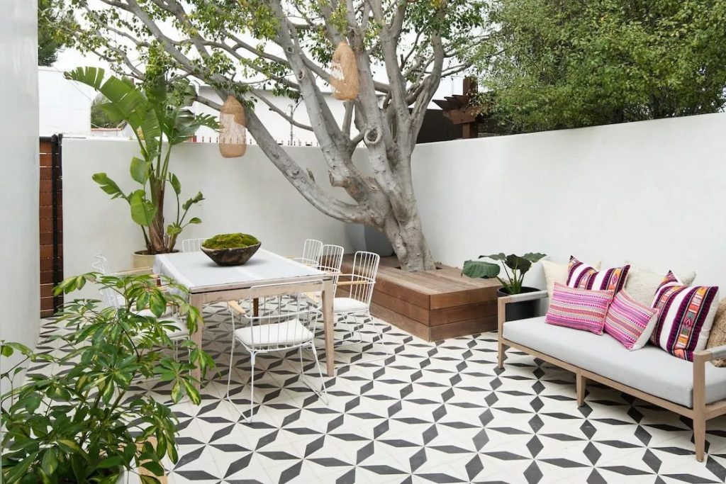 10+ Patio Decoration Ideas for Your Budget