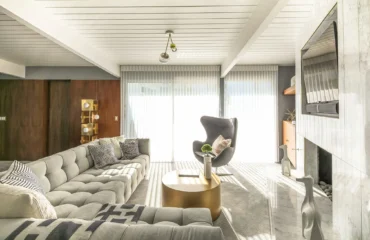 Open-home-with-mid-century-modern-interior-design-by-Decorilla-designer-Michelle-B.-